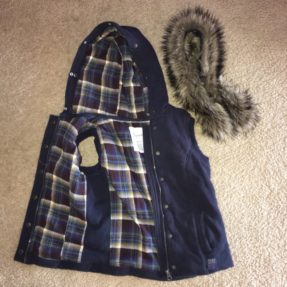 hooded vest